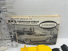 1/25 AURORA JAGUAR XKE JAG HARDTOP OR CONVERTIBLE PARTIALLY BUILT MODEL CAR KIT