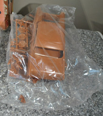 AMT 1/25 Scale ’57 Chevy Bel Air Hardtop T-280 – CONTENTS Sealed