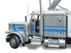 85-2627 Peterbilt 359 1:25 Scale 302-Piece Skill Level 5 Model Car Building Kit