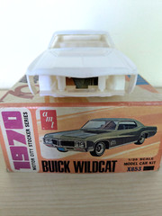 L@@K! **RARE *ORIGINAL VINTAGE AMT 1970 BUICK WILDCAT MOTOR CITY KIT **COMPLETE!