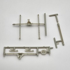 AMT/ERTL 1/25 1993 Ford F-150 31944 Parts Rearend Suspension Axle Driveshaft