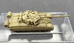 Takara 1:144 Russian Army T-80U MBT Desert Tan World Tank Museum TK-T06107 *HTF*