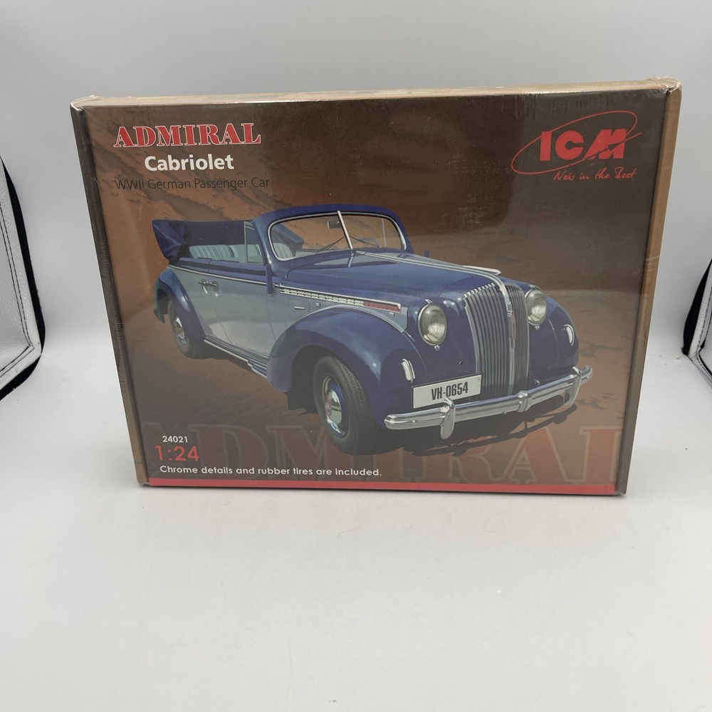 Admiral Cabriolet German Passenger Car 1/24 Scale Plastic Model Kit ICM 24021