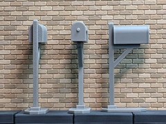 1/24 Scale Mailbox With Pole And Stand – Diorama Accessory (G Scale, set of 3)