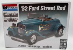 Monogram Classic Cruiser ’32 Ford Street Rod 1:24 Scale Model Car Kit Level 4