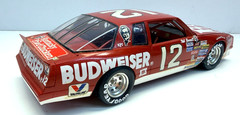 Monogram 1:24 Bonnett’s ’86 #12 Budweiser NASCAR John Klaver Pro-Built Model Kit