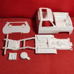 Cab & Frame 1979 GMC Wrecker 1:25 Scale Model Car Part Revell