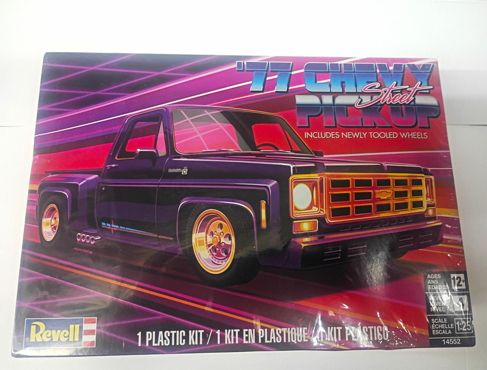 Revell 77 Chevy Street Pickup 1:25 Plastic Truck Model Kit, New 14552 Sealed