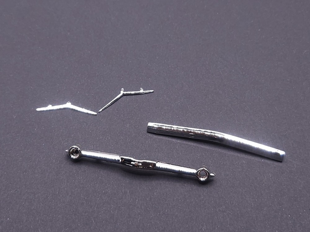 AMT 1957 Chevrolet Bel Air 1:25 Model #8315 – PARTS – CHROME TRIM