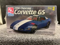1:25 AMT ERTL MODEL KIT 1996 CHEVROLET CORVETTE GS SKILL-2 SEALED UTM2