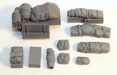 1/35 Scale Willys Jeep Set #2 – 10 Pieces – Resin Stowage ValueGear