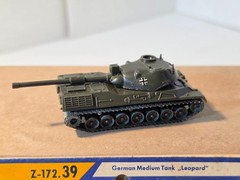 ROCO HO Minitanks Z-172.39 German Medium Tank “Leopard” Customized Austria OB -A
