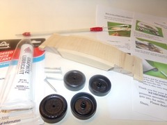 Pinewood Derby Kit Cars with Polished Wheels and Axles with a unpainted body