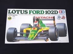 TAMIYA Lotus Ford 102D F1 Grand Prix Collection 1/20 Model Car Kit – RARE NEW !