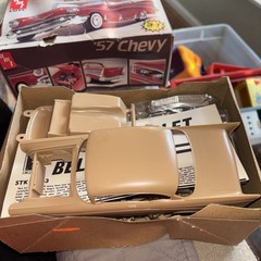 AMT ERTL Vintage ’57 CHEVY BEL AIR HARDTOP 1:25 Scale Model Kit. AMT# 6563 #718