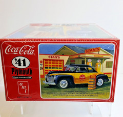 2020 AMT 1:25 Model Kit ’41 PLYMOUTH COUPE COCA COLA w bonus crates ~ NEW SEALED