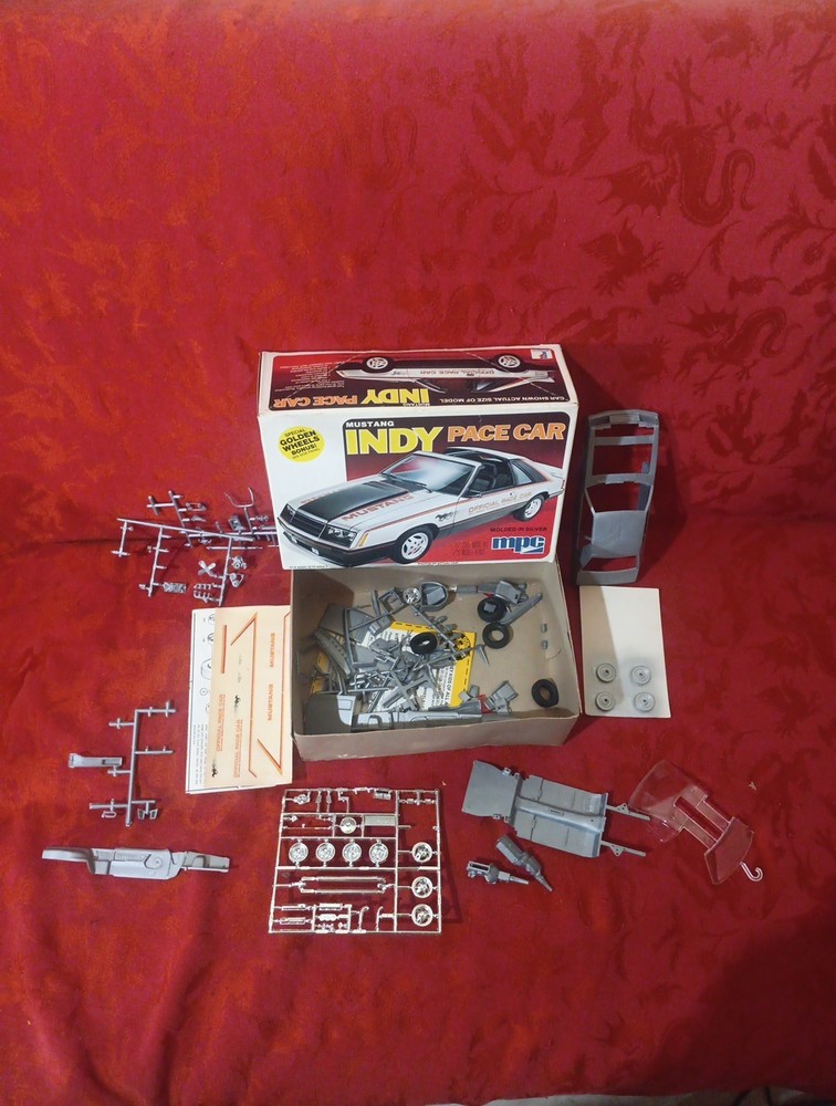 M20E Complete rare MPC #1-0785, 1979 Ford Mustang Indy Pace Car Model Kit