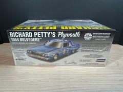 LINDBERG RICHARD PETTY’S 1964 BELVEDERE 1:25 SCALE KIT #72164 VINTAGE SEALED NIB