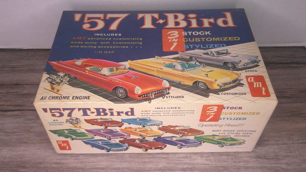 AMT Model car kit ’57 T bird 3 in 1 kit in original box unassembled Z159