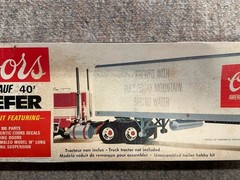 AMT COORS Fruehauf 40′ Reefer Trailer 1/25 Model Kit #5203 Original (UNBUILT)