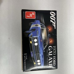AMT 1:25 1970 Ford Galaxie Police Car 007 Plastic Model Kit open AMT1172M/12