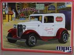 MPC 1932 FORD COKE SEDAN DELIVERY 902/12 ⭐PARTS⭐ CHROME SUPERCHARGER+MORE 1:25