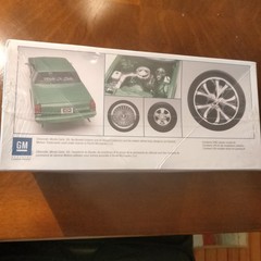 Revell 1:24 1986 Chevrolet Monte Carlo SS Donks 2 in 1 Model Kit Mint New Sealed