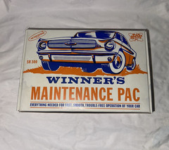 Winner’s Maintenance Pac SR 300 Automotive Care Kit – White/Orange/Blue 😎