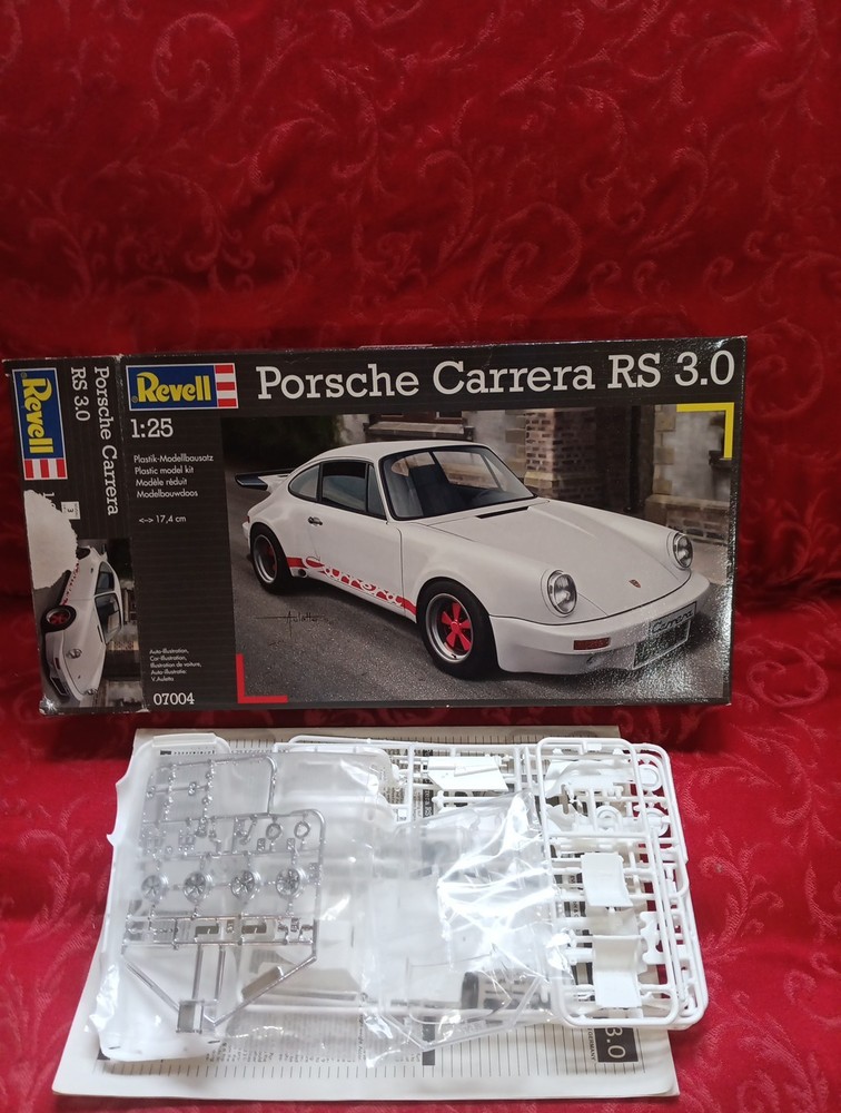 M1A Sealed Open Revell 1/25 07004 Bausatz Kit Porsche Carrera RS 3.0 5426 Model