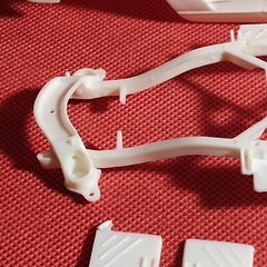 Body Shell & Frame 1960 Chevy Corvette 1:25 Scale Model Car Part MPC