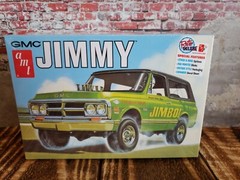 AMT 1/25 Scale AMT1219 1972 GMC Jimmy Model Kit skill 2 new Factory sealed