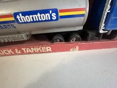 Ertl Thortons Semi Tanker Trailer 1:25 Scale