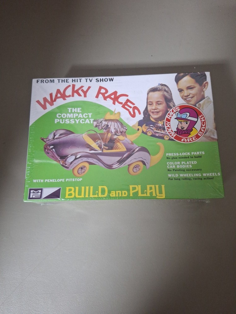 Wacky Races Model Compact Pussycat 1:25 Scale Snap MPC Kit Build and Play New