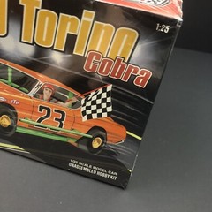 AMT/Ertl 1969 ’69 Ford Torino Cobra Modified Stocker 1:25 Model Car Kit NEW 2006