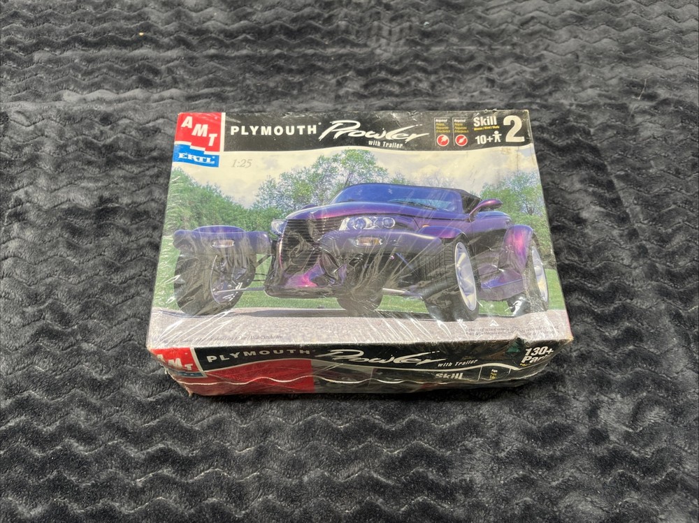 AMT ERTL Plymouth Prowler with Trailer Model Kit -1:25 Scale New Sealed