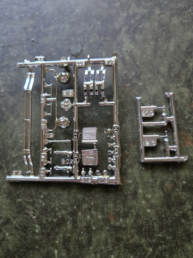 1 :25 scale model parts 30’s Ford Chrome Parts STK C15