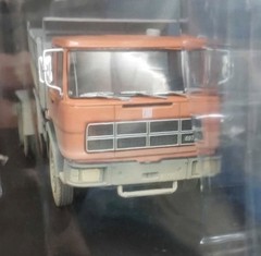 UNUSED INOLVIDABLES TRUCK FIAT 697N 1971 SCALE DIECAST MODEL 1:43 BUBBLE BOOKLET