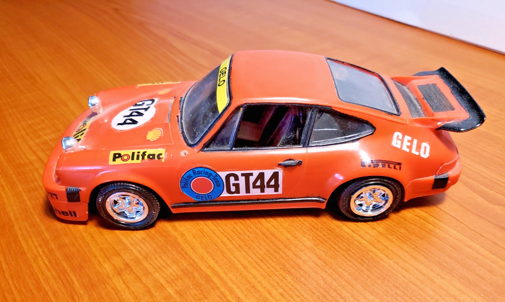 Vintage 1977 Monogram 1:24 Model Kit #2107 Porsche 911 Carrera RSR ~ Assembled