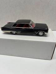 VINTAGE ORIGINAL AMT 1/25 SCALE 1962 MERCURY METEOR QUALITY BUILT UP