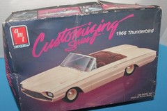 PARTS LOT 1966 Ford THUNDERBIRD 1/25scale AMT #6833 Customizing Series model kit