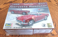 Revell 1962 Corvette Roadster 2 n 1 Special 1:25 Model Car Kit 85-4277 SEALED