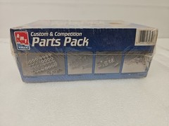AMT/ERTL CUSTOM & COMPETITION PARTS PACK 1:25 MODEL KIT – VINTAGE 1997 Sealed Bx