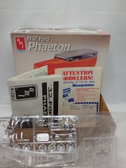 New AMT ERTL 1932 Ford Phaeton 1/25 Scale Model Kit #6899