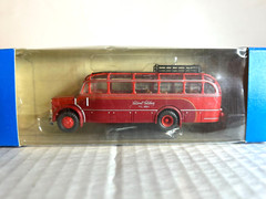 ROCO #1601 Saurer Komet Bus w/Interior “Maroon & Red” H.O. 1:87