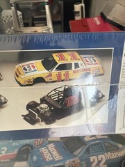 Monogram DARRELL WALTRIP Monte Carlo Regal Combo Model Kit 1:24 NEW SEALED