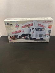Atlantis White-Fruehauf Gas Truck Kit # H1029 Factory Sealed 1:48 Scale Model