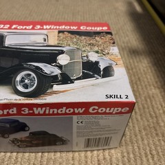 REVELL 32 FORD 3 WINDOW COUPE MODEL KIT 1:25 85-7605 Never Built