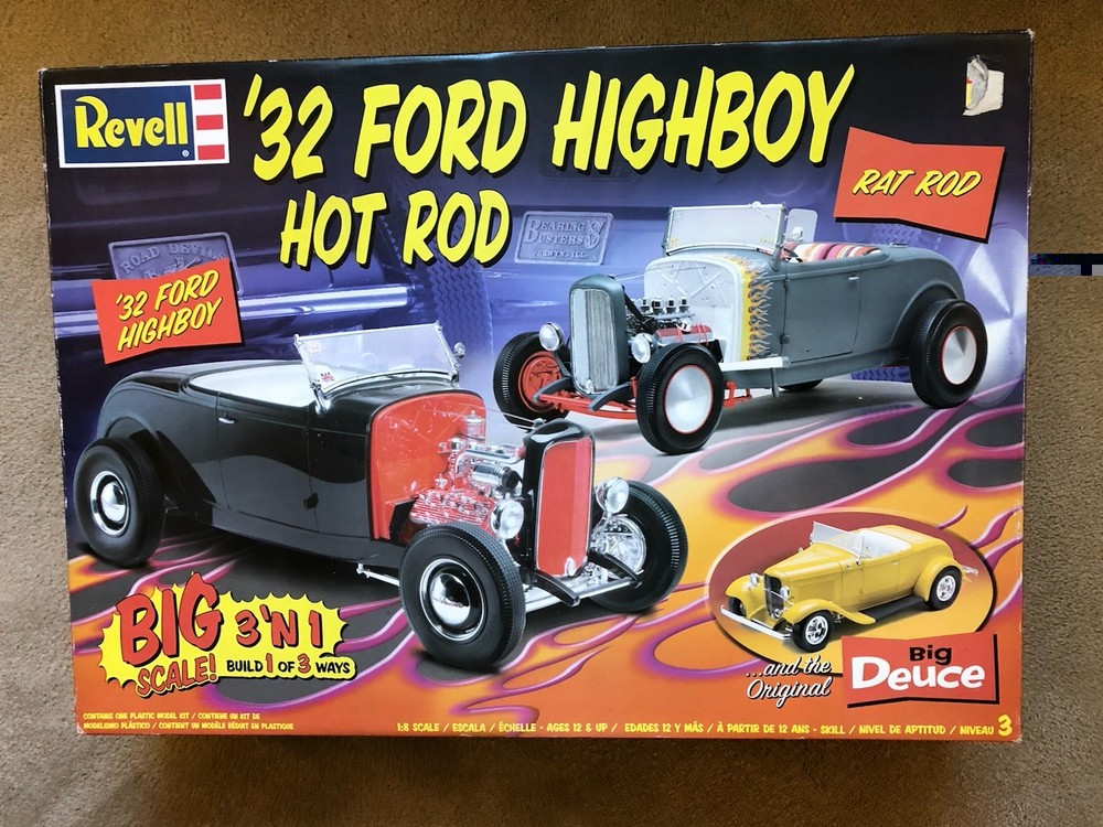 Revell ’32 Ford 3’n1 Big Deuce Hot Rod KIT #85-2616 Factory Sealed. 1/8