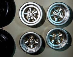 HIGHLY DETAILED CHROME WIRE WHEELS KNOCK OFFS BLACK WALL SHELBY COBRA 427 S/C