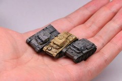 Custom 1/144 Scale WWII Tank Model – Hand-Painted, Personalized Military Collect
